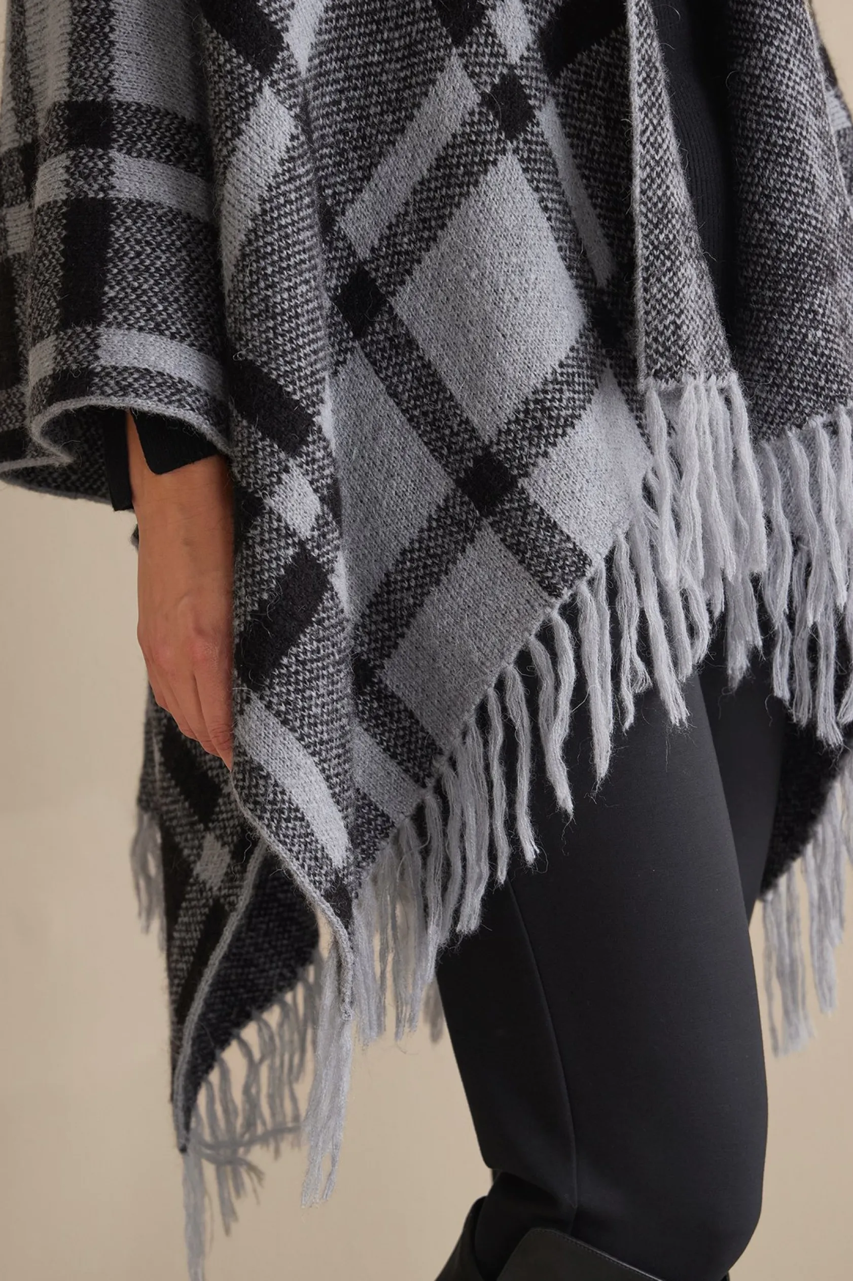 Soft Surroundings Demetria Plaid Poncho with Fur Collar